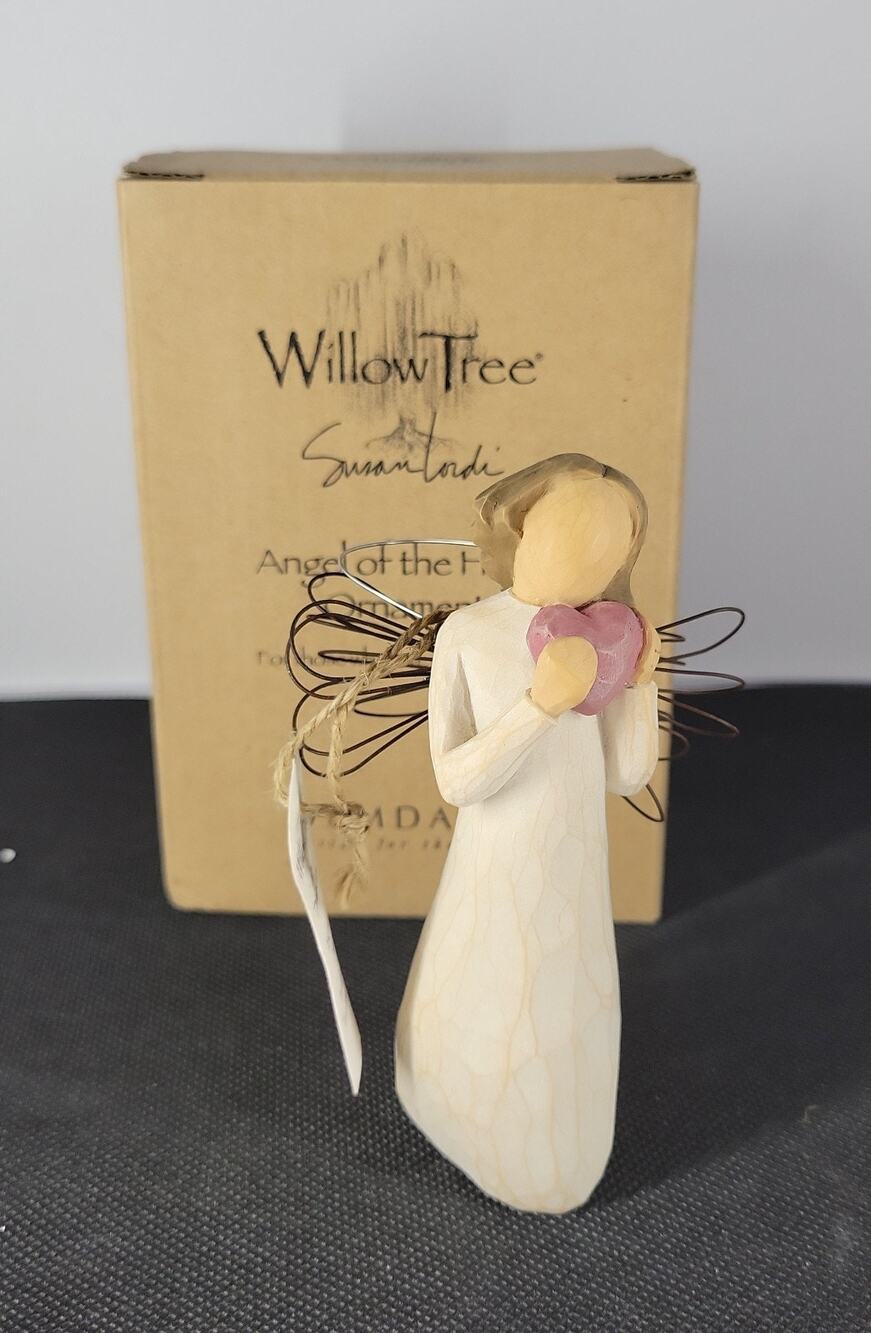 Willow Tree Angel of Healing Figurine Susan Lordi Hand Painted Resin